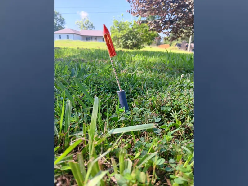 Bottle Rocket Holder | 6.3g