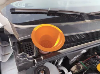 Dacia Sandero - Trichter Wischwasser Sieb
