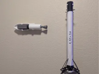 Falcon 9 Wall-Mounted Display