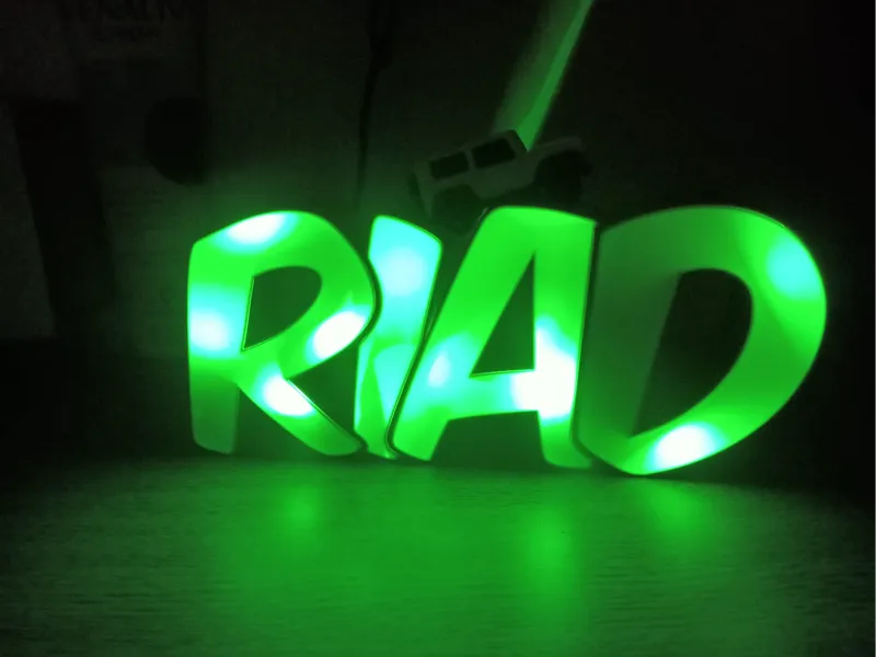 CARTEL LUMINOSO "RIAD"
