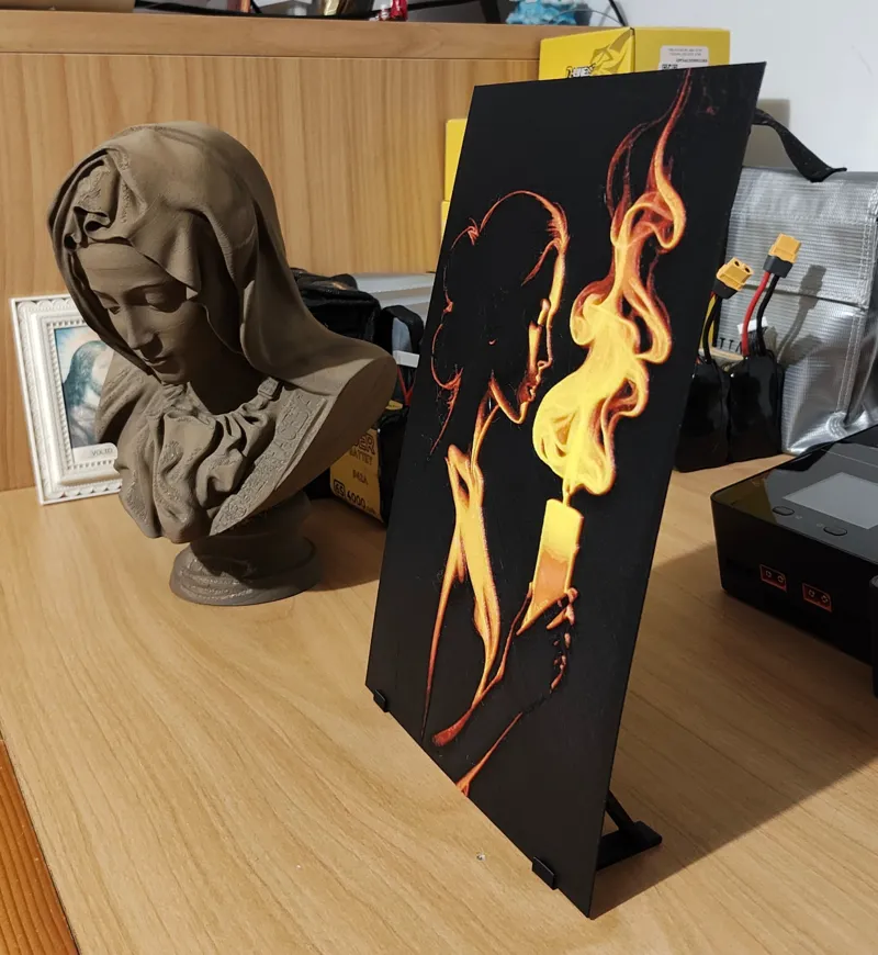 Lady candle Hueforge