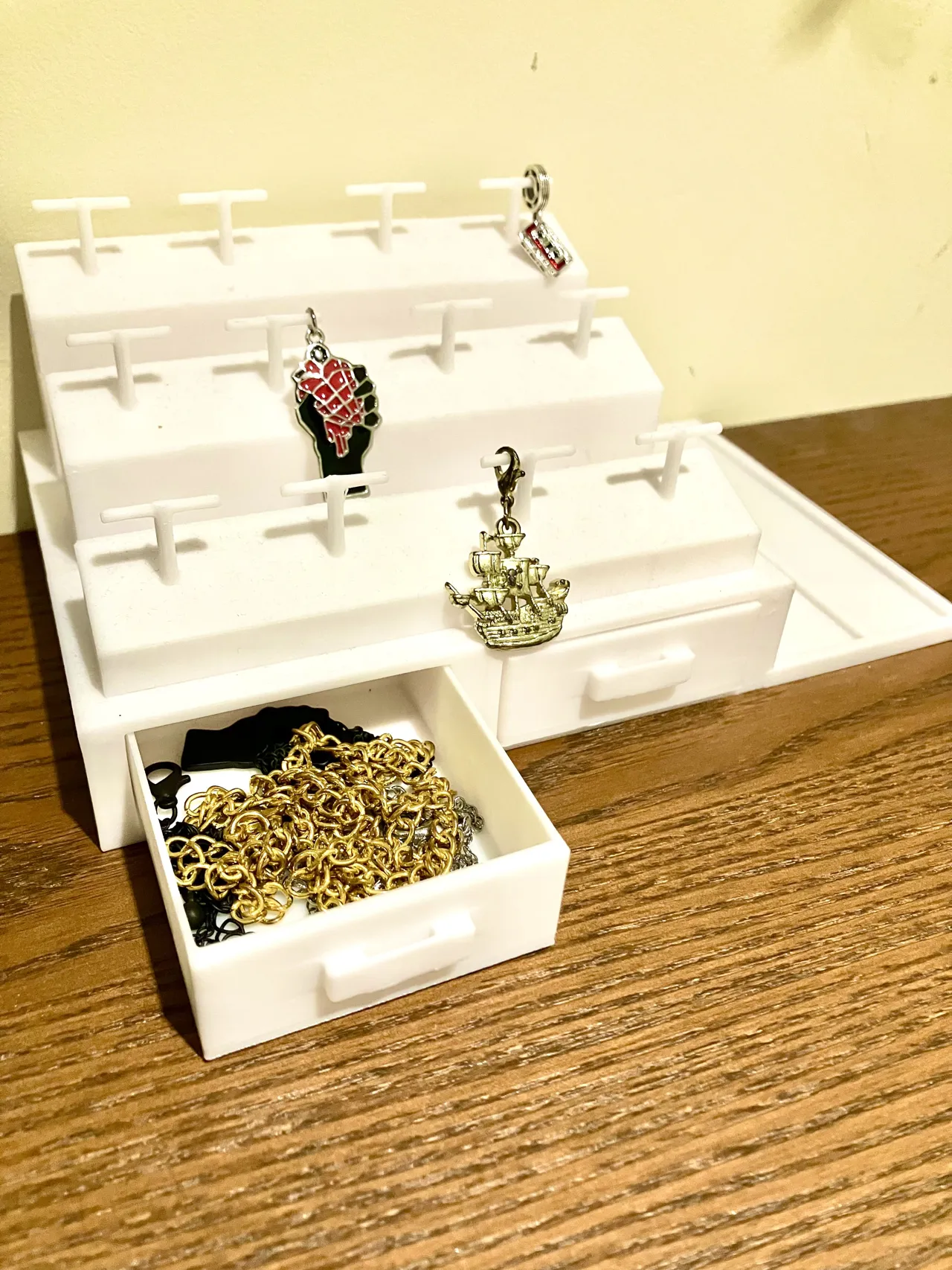 Charms/Earrings Display Stand view 4