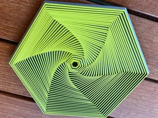 Hexagon Superfidget in drei Farben
