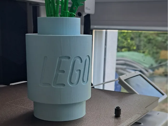 Petit vase LEGOO pour fleurs botanicals