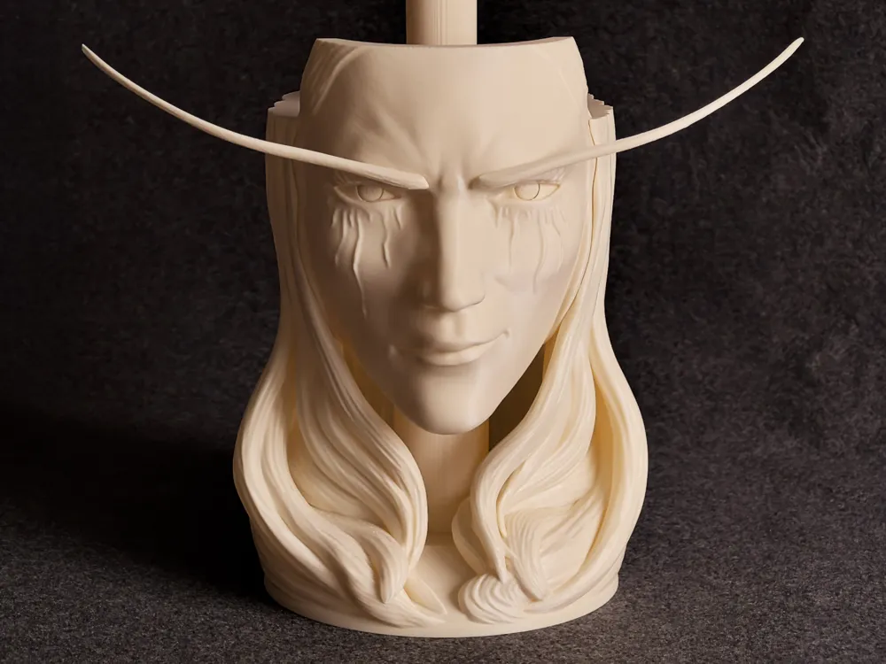 Sylvanas, Lich KIng's Helmet Stand - WOW by sarwtin MakerWorld ...