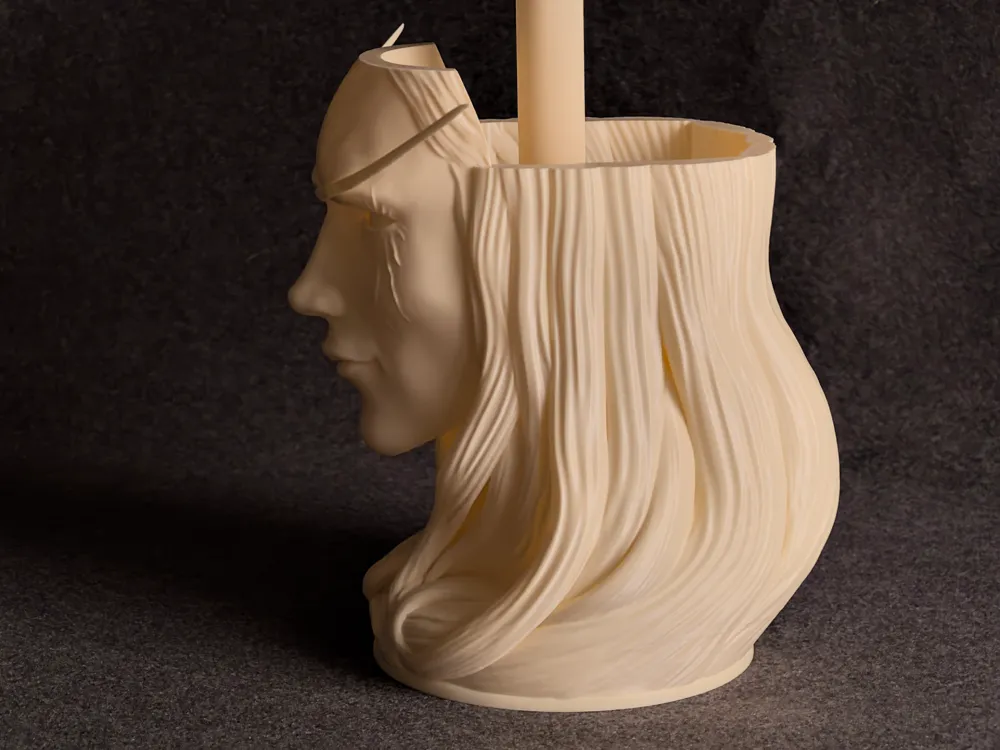 Sylvanas, Lich KIng's Helmet Stand - WOW by sarwtin MakerWorld ...