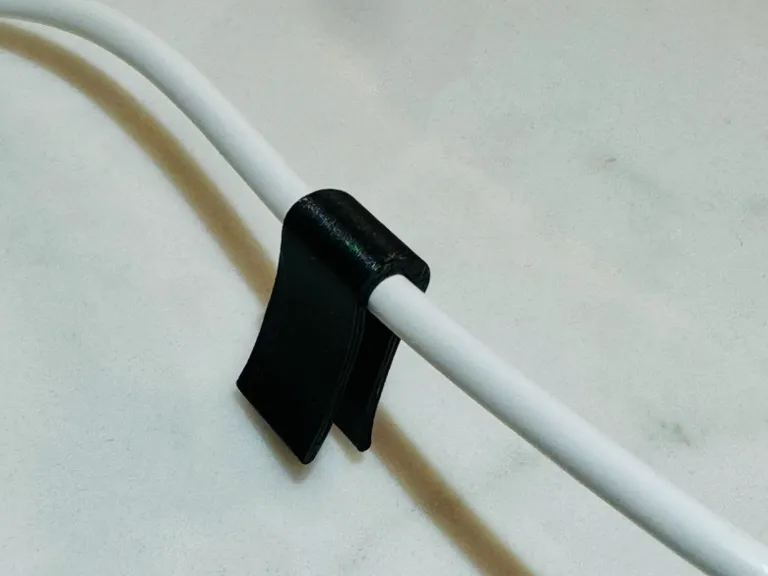 Simple clip