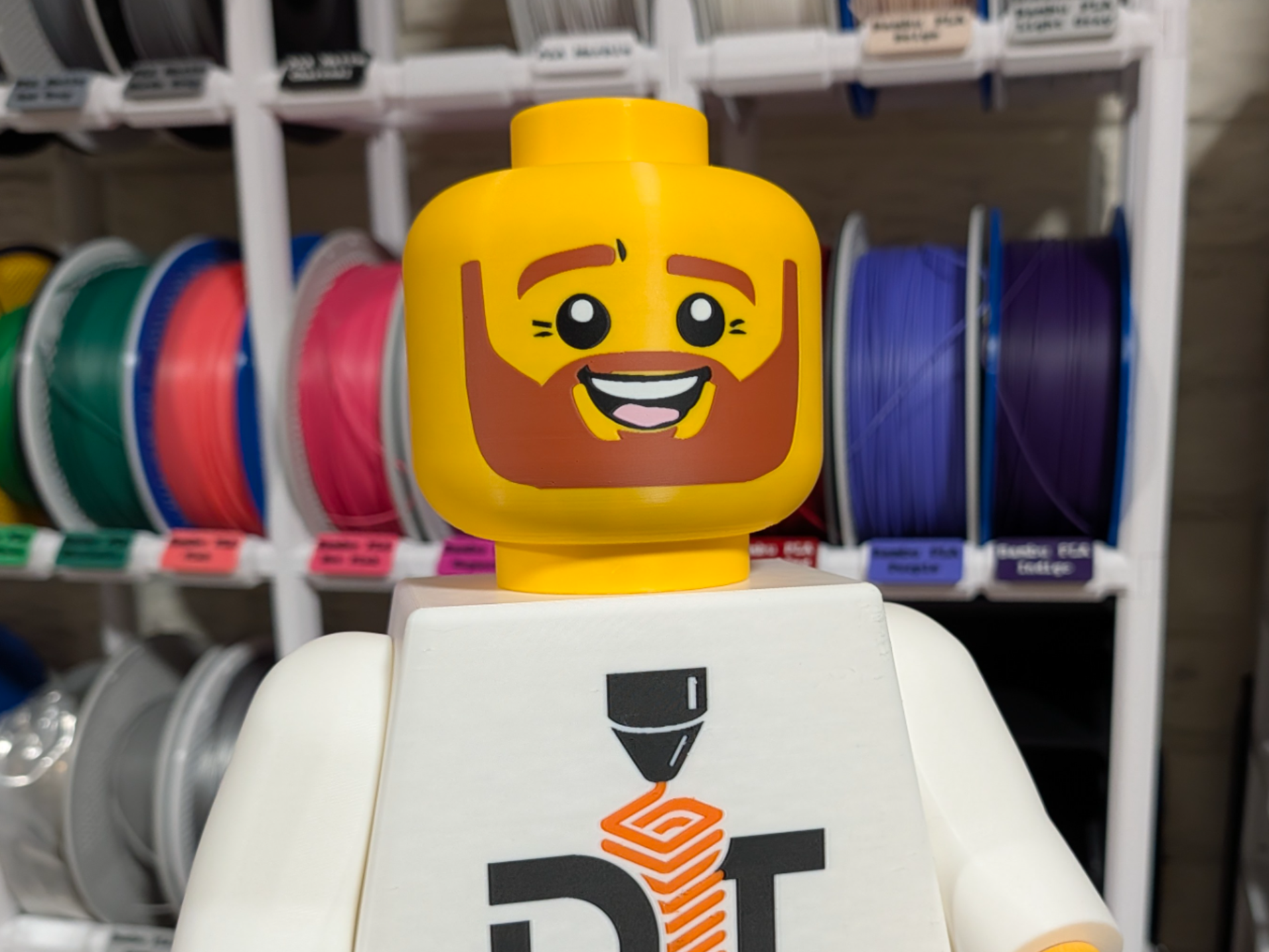 Brick Megafigure Head - Happy Beard (10:1 scale)