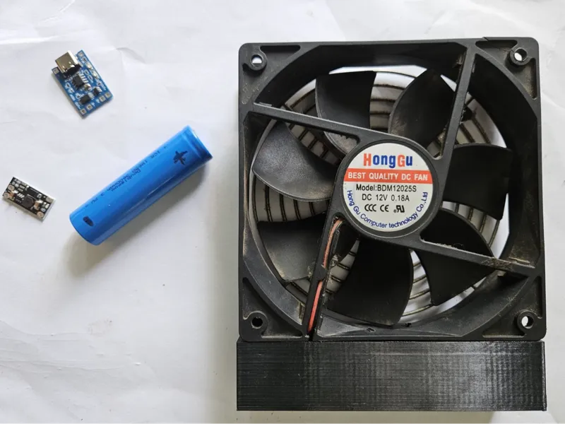 Portable 120 mm PC Fan