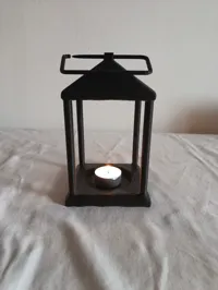 Vieille lanterne effet métal — photo 3
