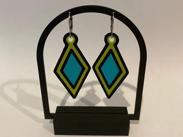 Geometric diamond earring