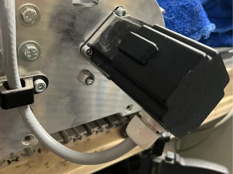 Nema23 Abdeckung mit Kabelverschraubung