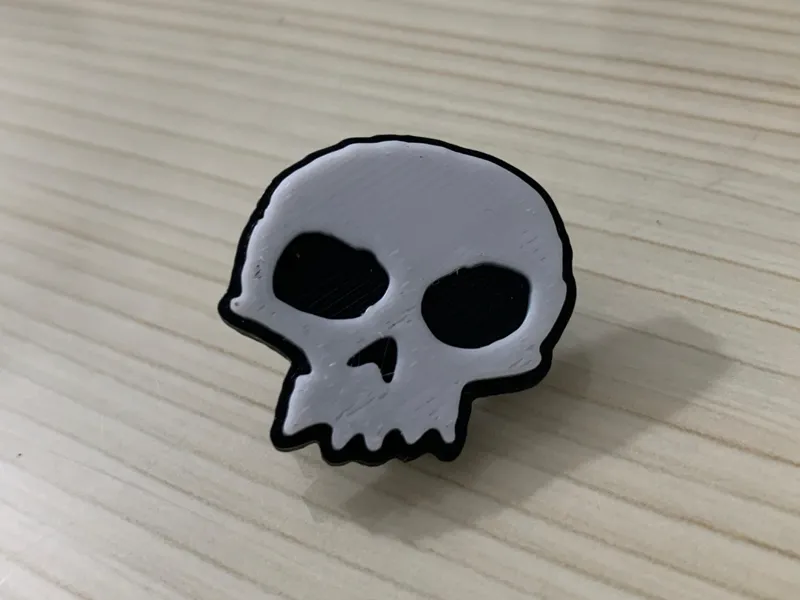 Pin Skull Zero Skateboards