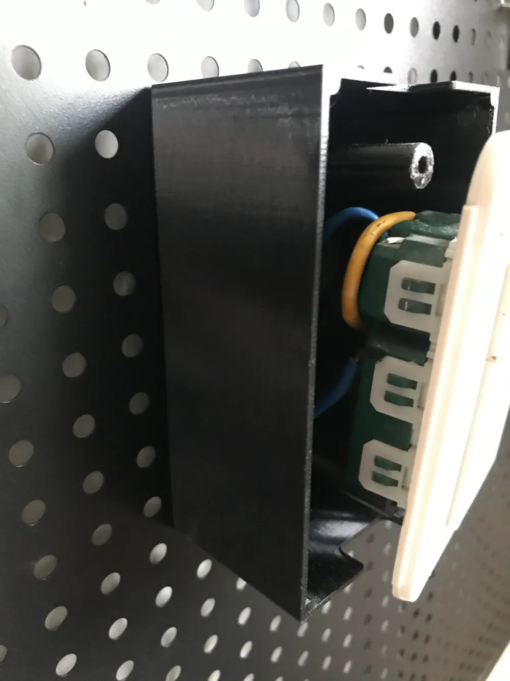 Panel Switch Box for Pegboard and Wall by 123拍了个闲 - MakerWorld