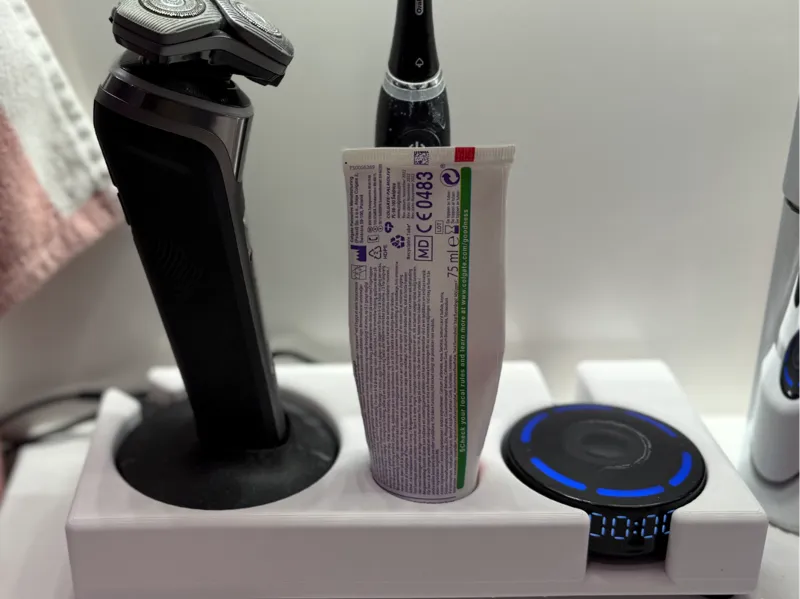 Oral B IO 10 and Philips S9974 holder for bathroom