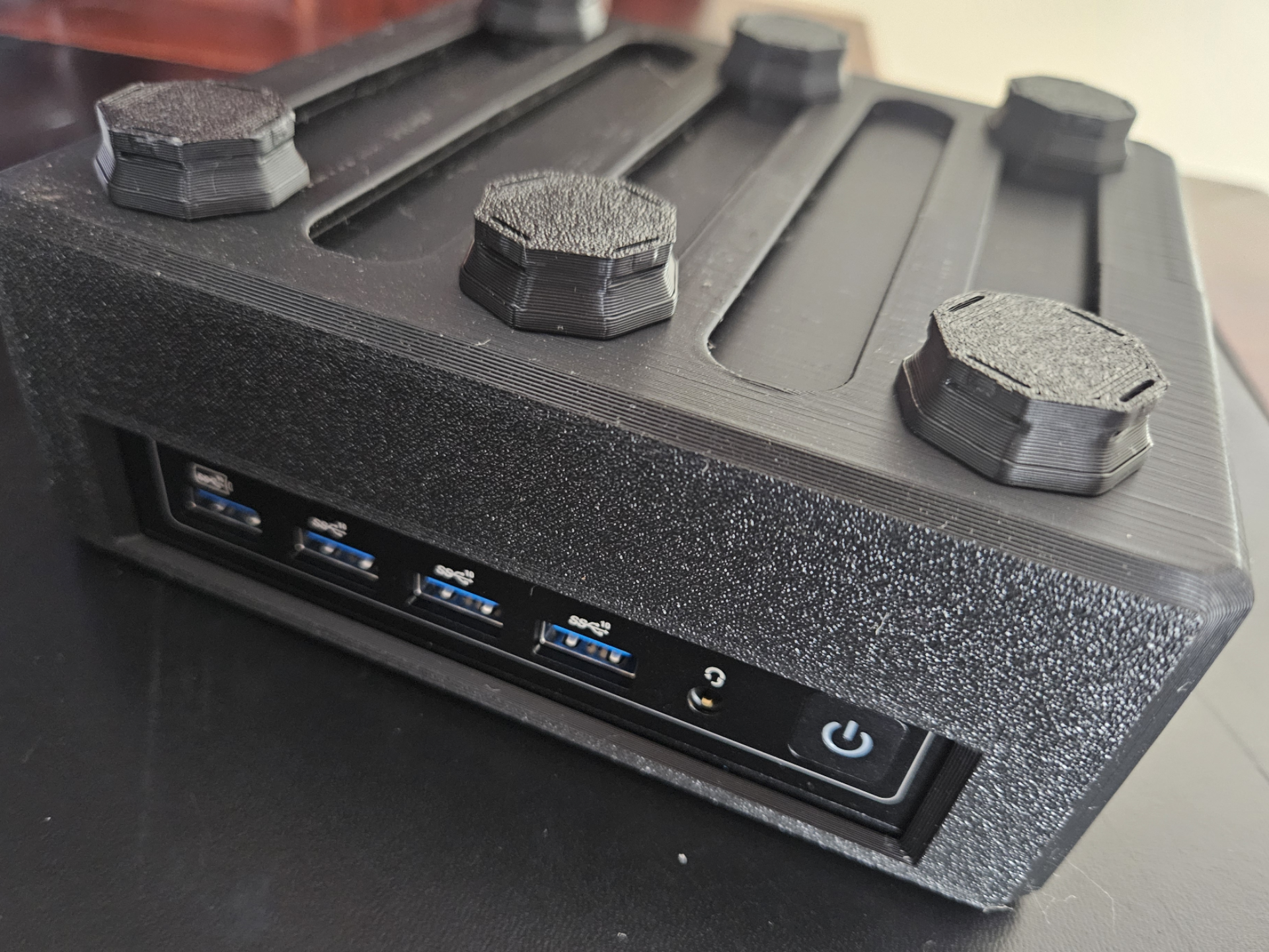 Miniatura 1 do modelo 3D multiboard.geekom.XT15.DadsHobbies