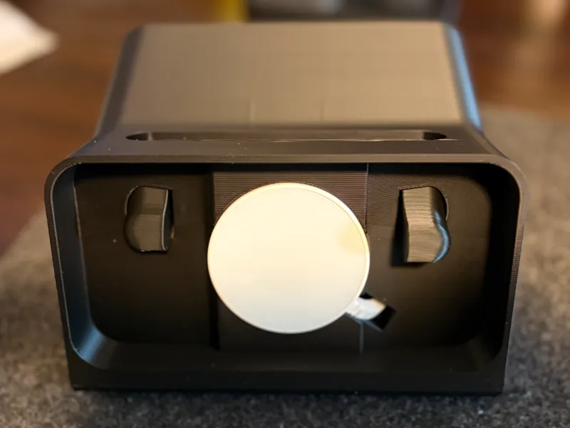 ESR HALOLOCK compatible iphone 16/17 Charging Dock