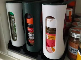 Spice Rack with improved base
