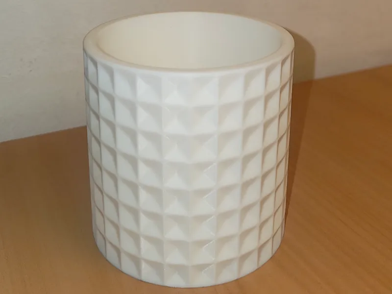 Flowerpot/pen holder