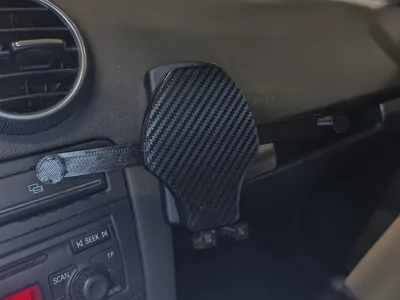 Audi A3 8P gravity phone holder