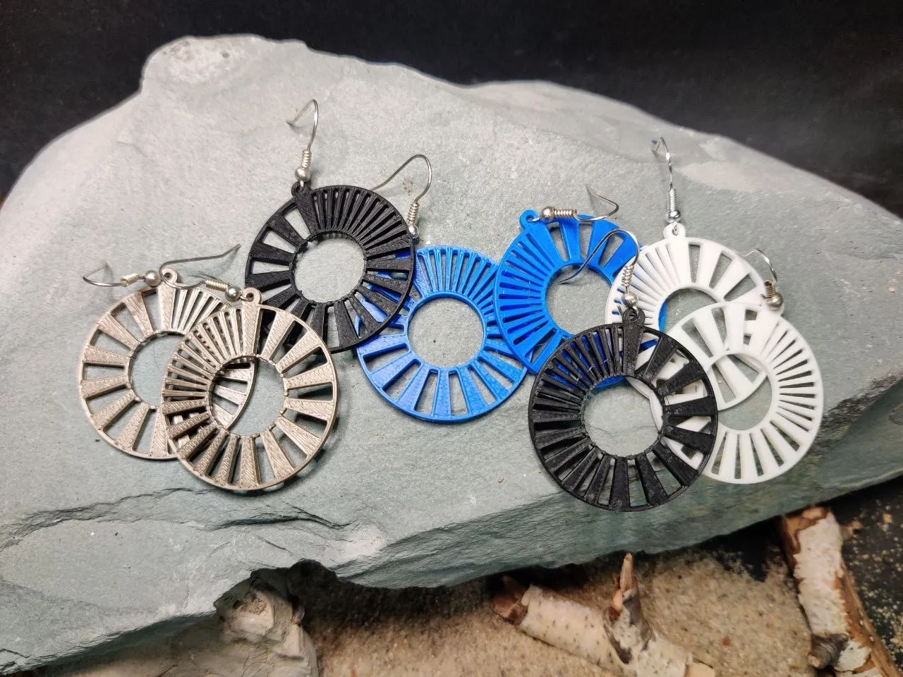 Wheel of Time – Radiant Earrings view 3