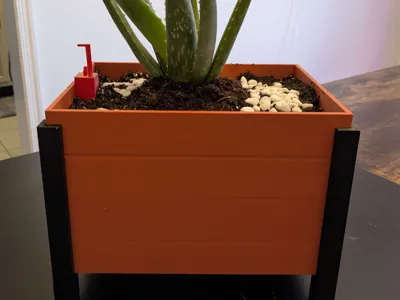 Mini raised bed planter (220mm x 160mm x 160mm)