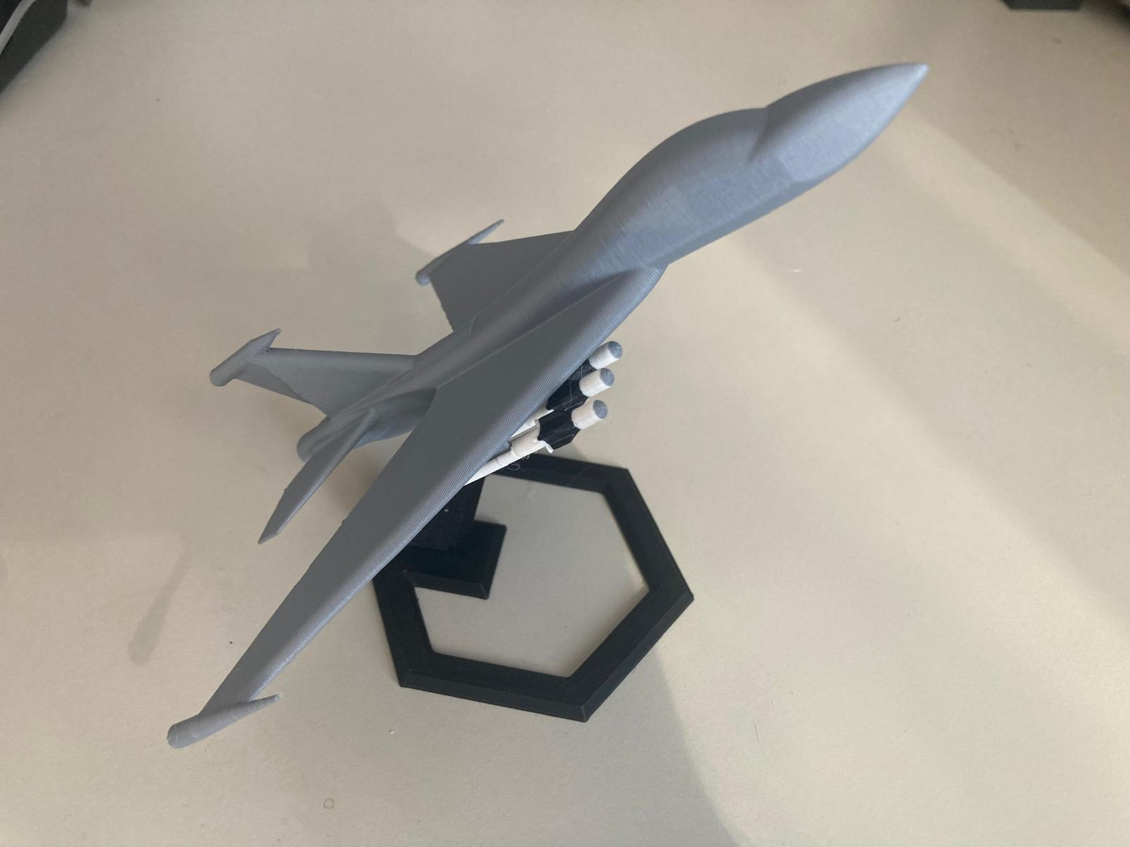 Fast toy! 15min jet fighter! 