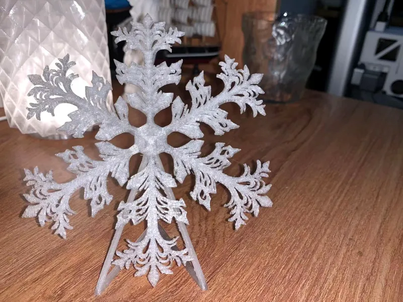 Snowflake ornament with stand