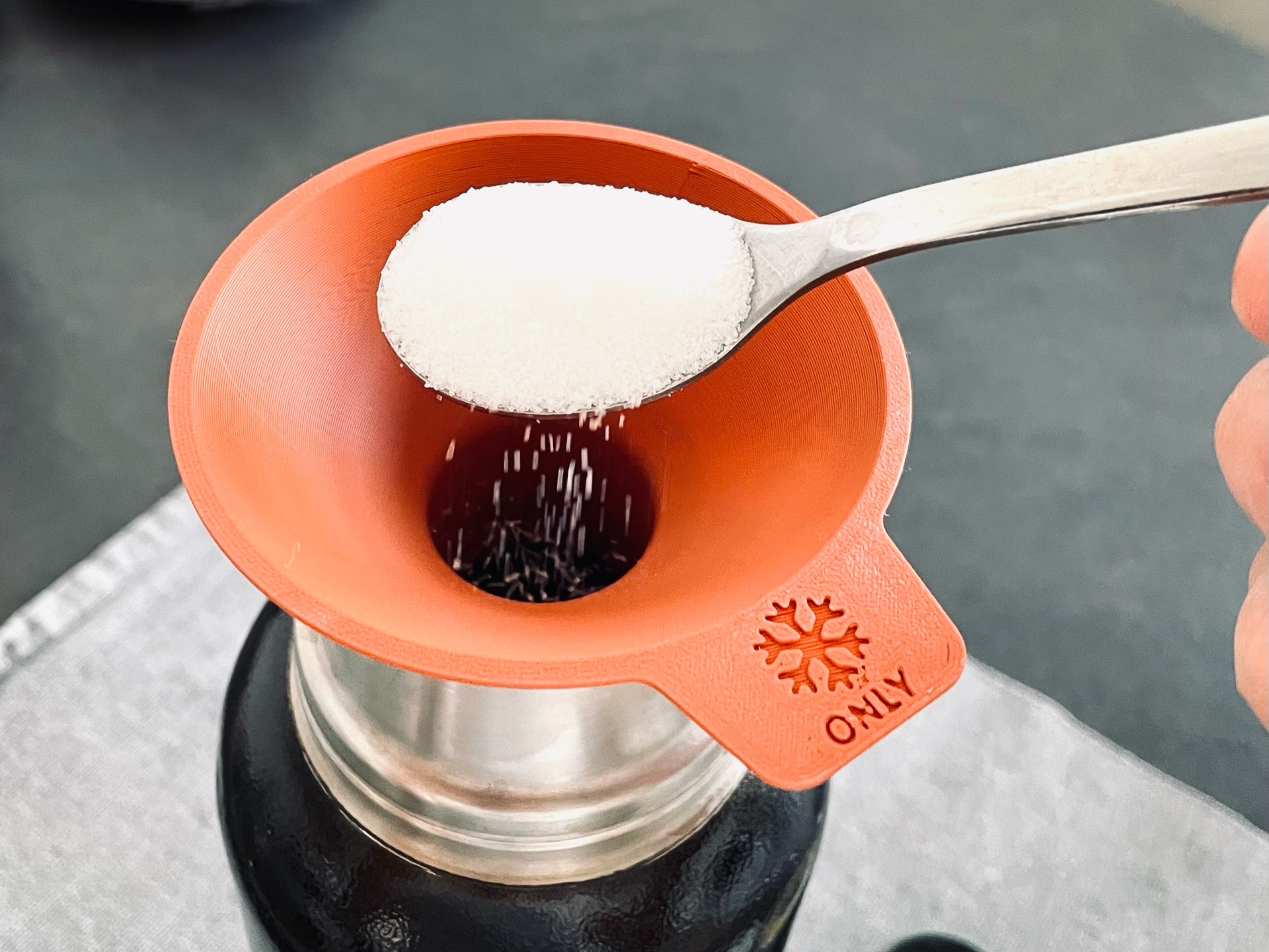 Thermos wide funnel