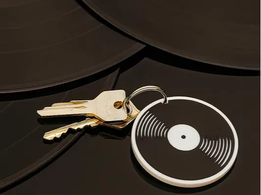 https://makerworld.bblmw.com/makerworld/model/USdcc9ba4914fd3/design/2025-07-21_94743e67a1466.jpg