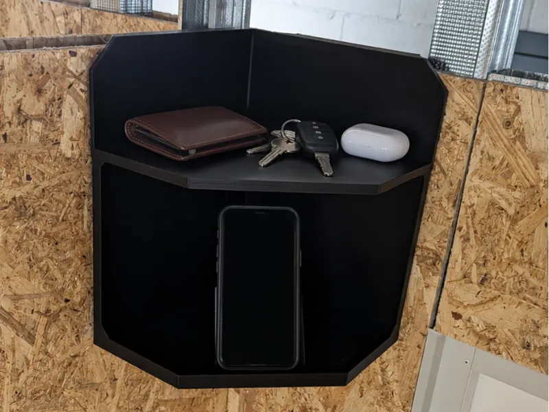 Hanging shelf
