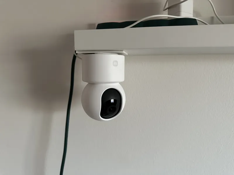 Xiaomi slide on camera holder for MOSSLANDA shelf