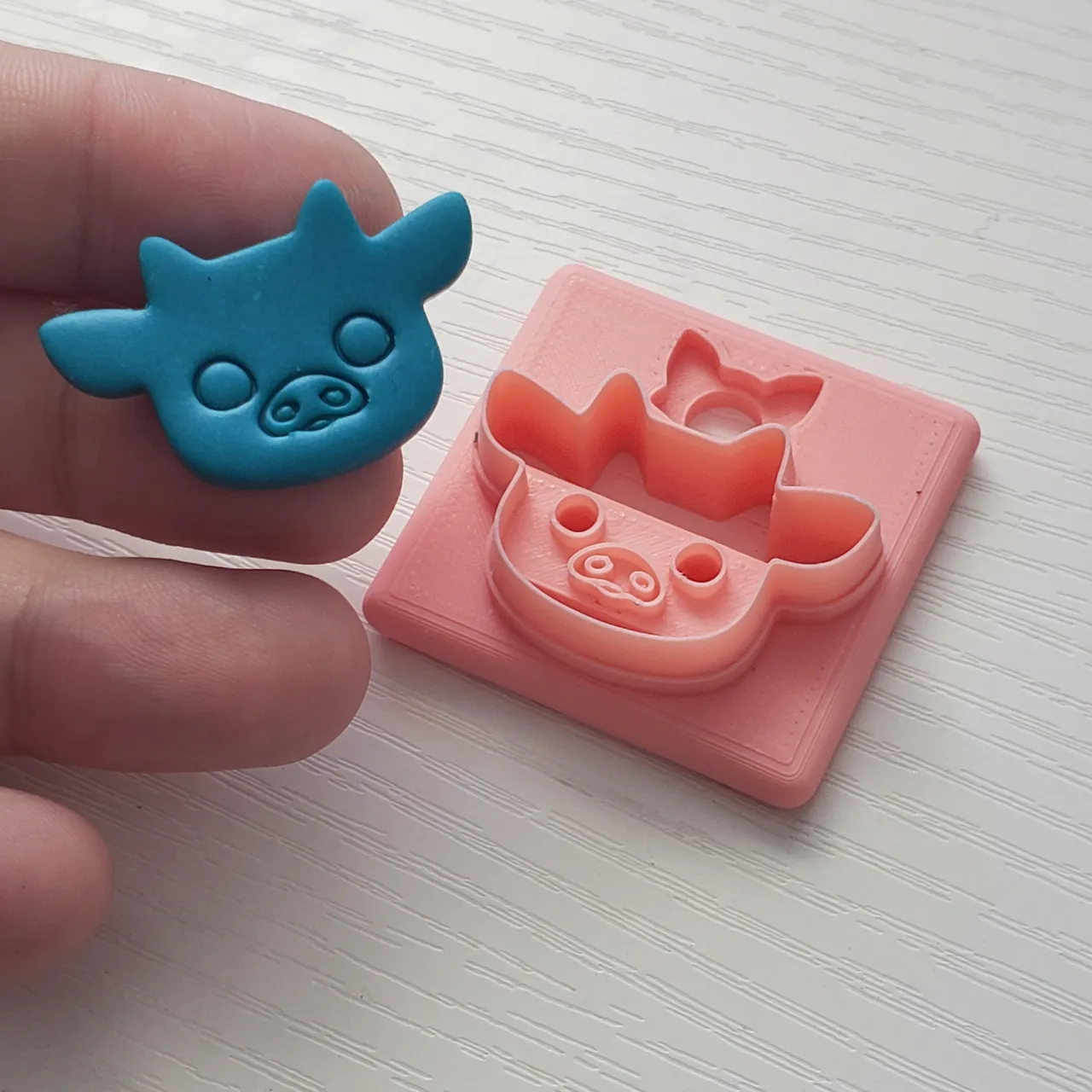 Cute Chibi Cow or Pig Face Earring Clay Cutter view 4