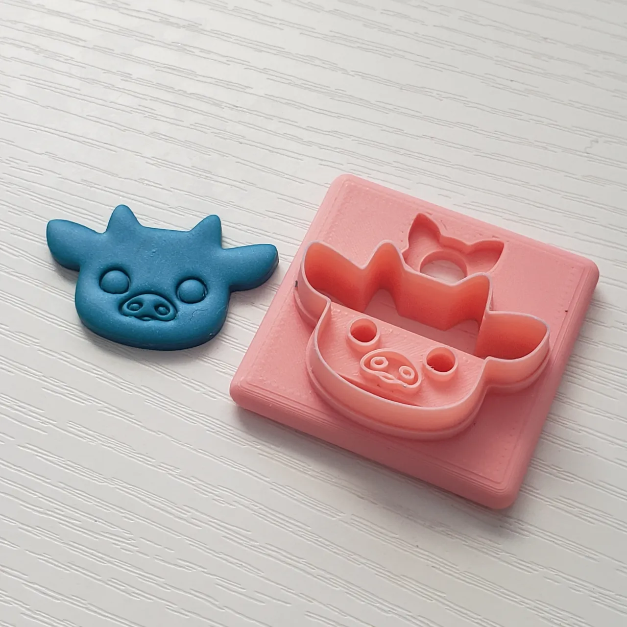 Cute Chibi Cow or Pig Face Earring Clay Cutter view 3