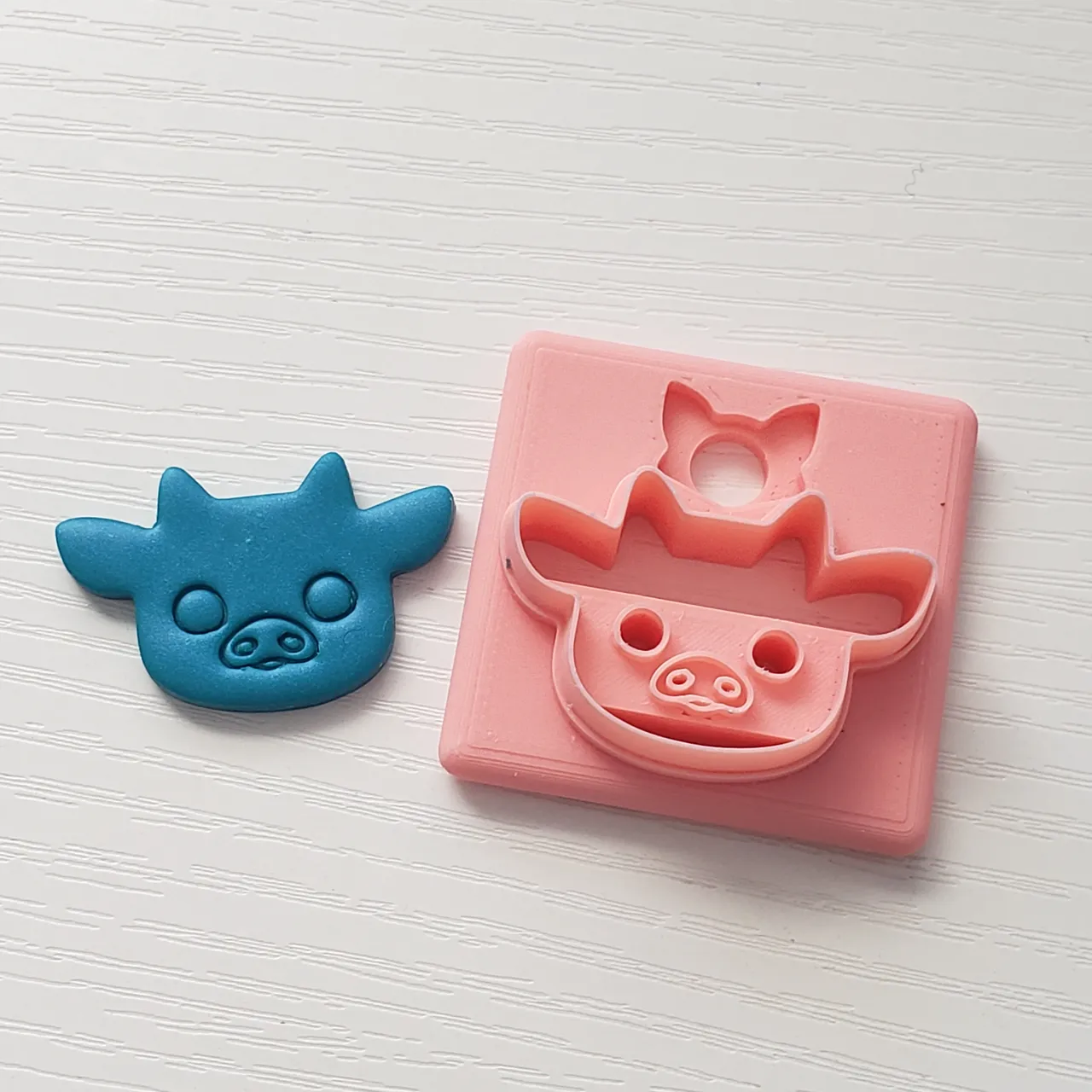 Cute Chibi Cow or Pig Face Earring Clay Cutter view 2