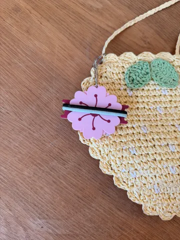 Accesorio para sujetar ligas de cabello: Sakura / Cherry Blossom Hair Tie Holder — vista de referencia 3