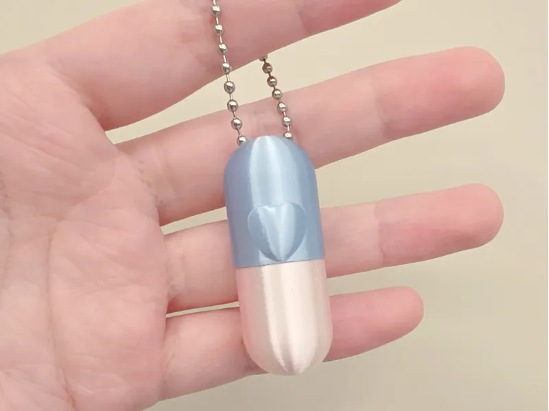 爱心胶囊挂件