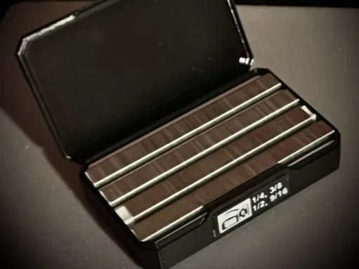 Staple Rails Insert for Clamshell Parts Box