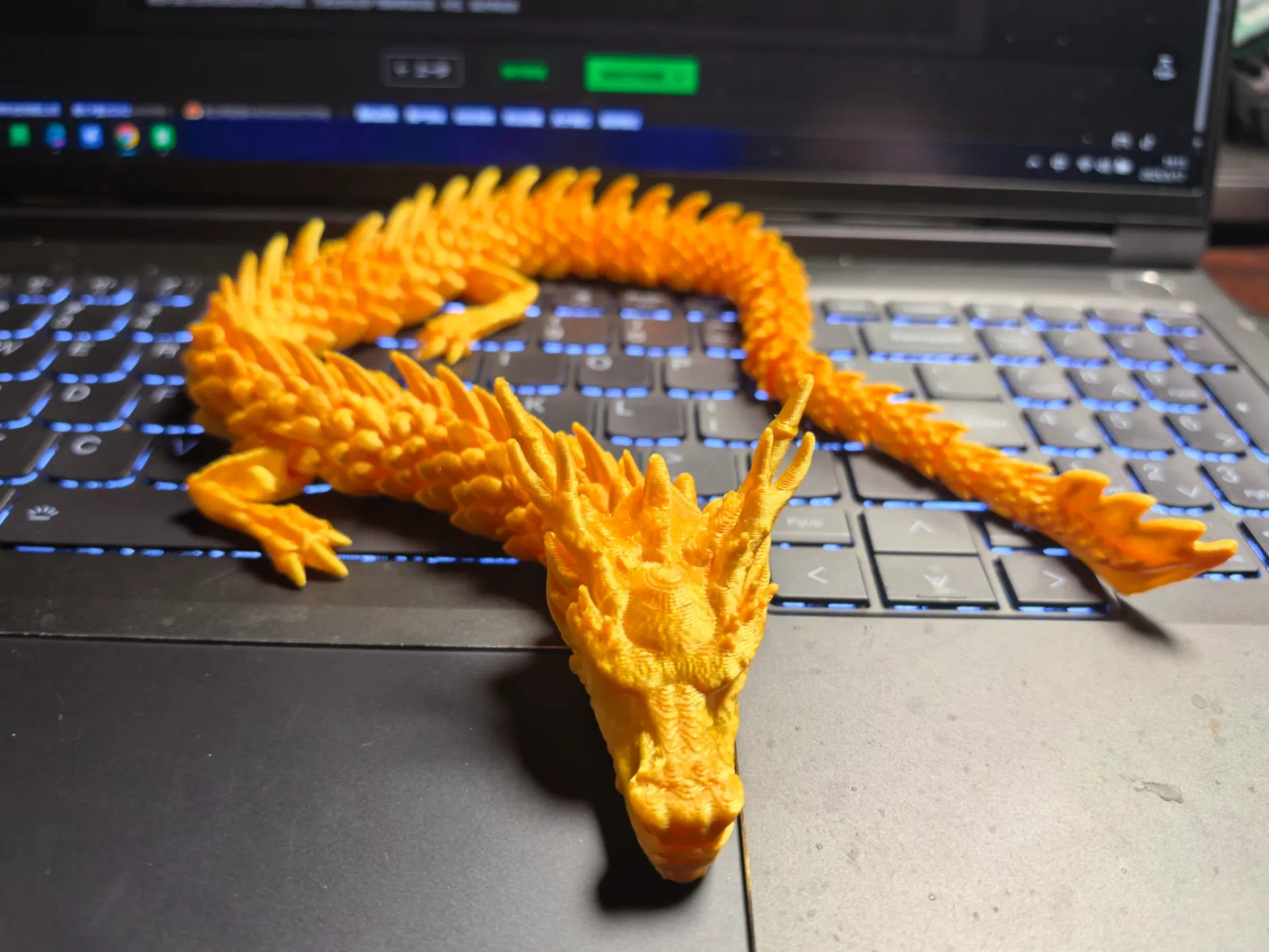 Miniatura 2 do modelo 3D 玄都神龙王—一体打印可动版—蛇年礼物