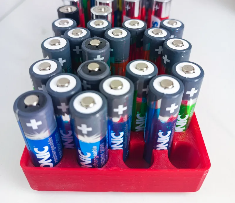 Gridfinity 17 or 39 AA and 42 AAA battery holder