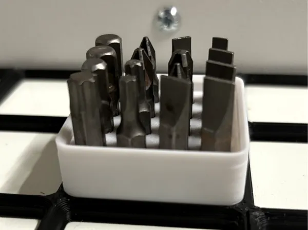 https://makerworld.bblmw.com/makerworld/model/USdd012c317ab8e5/design/2024-07-08_72bc15241a5b5.jpg