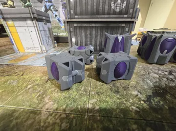 Escenografía en miniatura: Covenant Crate Small — vista de referencia 3