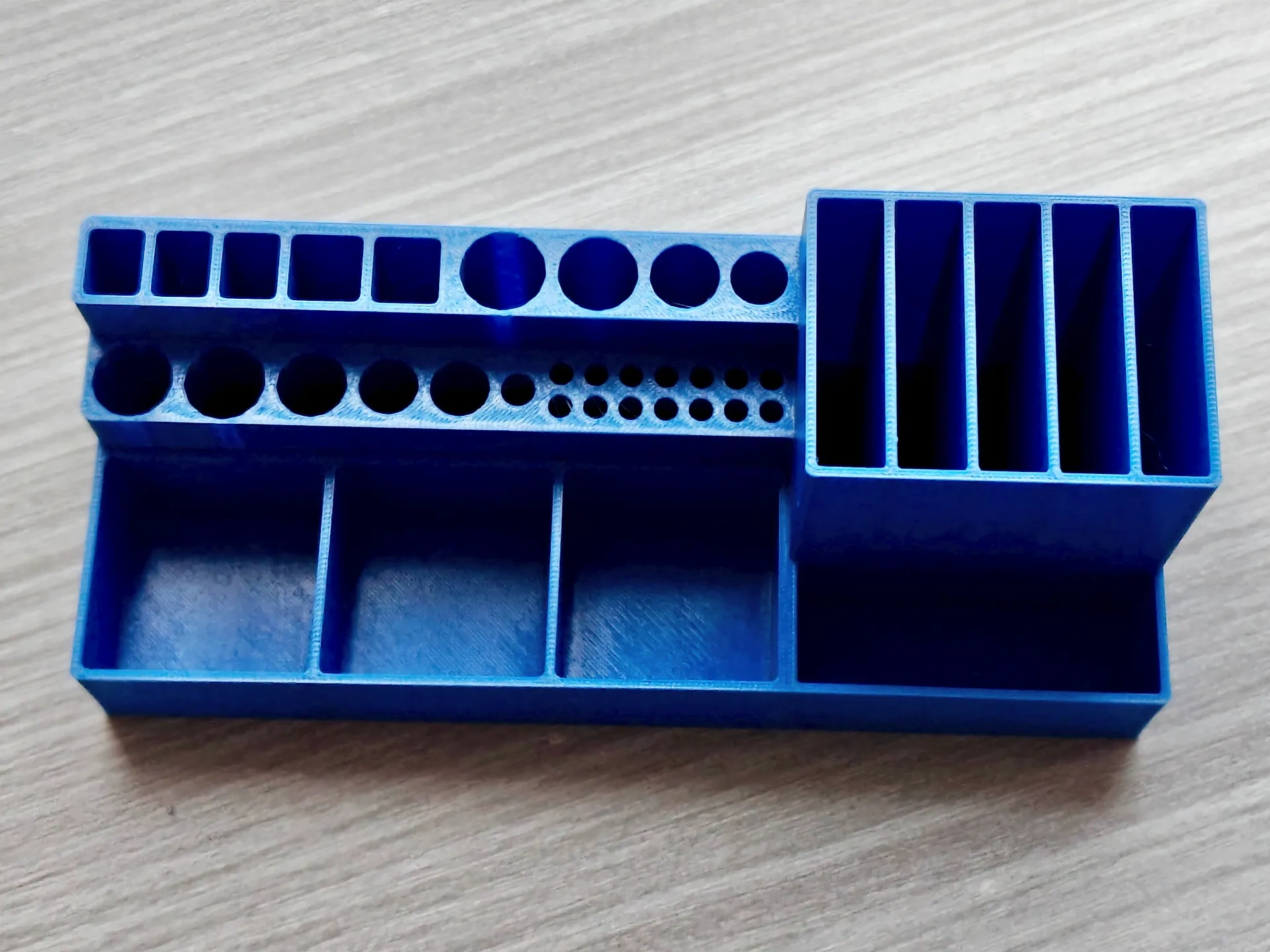 Miniatura 1 do modelo 3D 小型工具收纳架