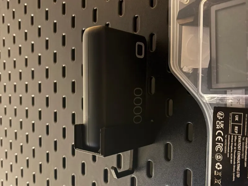 Power Bank Holder Skadis