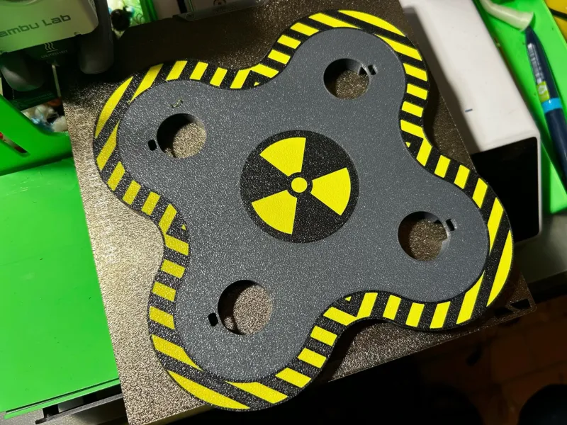 QuadChargeDock NUCLEAR für Olight Taschenlampen