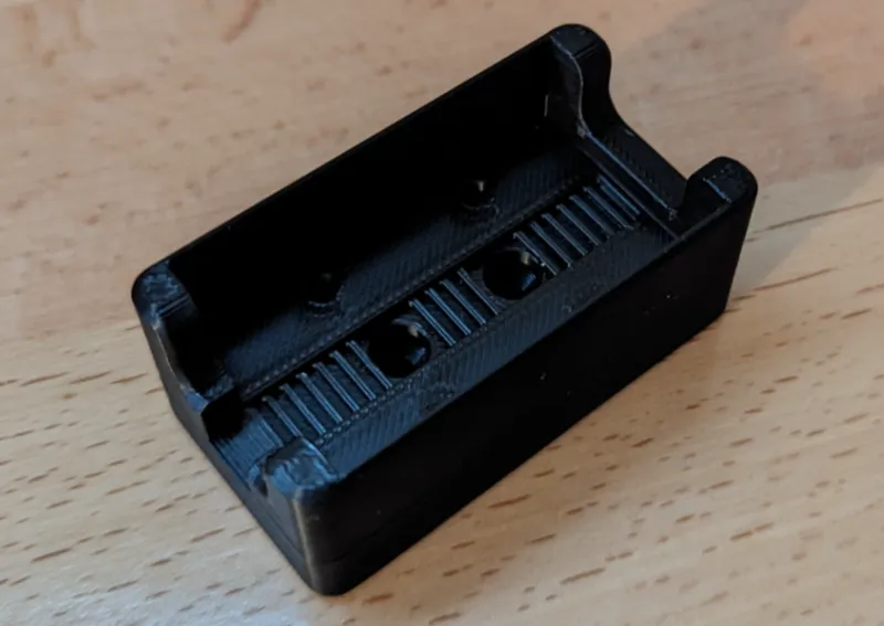 MGN12H Arm Base