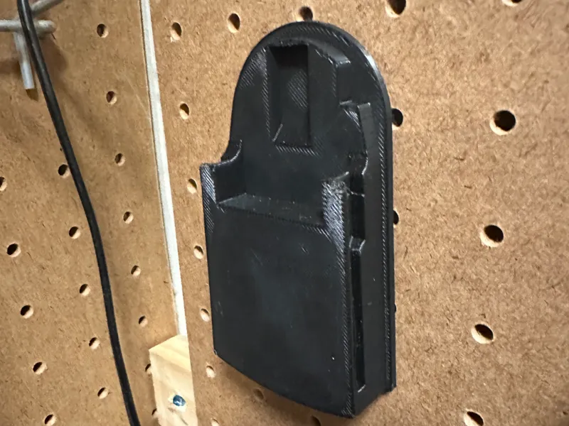 Bosch Green 18V battery mount for 25mm pegboard
