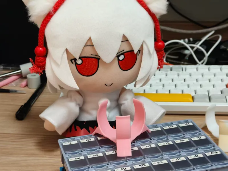 [V2]Fumo Sit with Three Legs / Fumo PP chair 