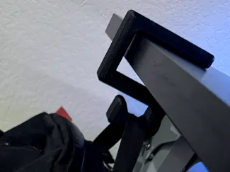 Simple Strong Desk Hook