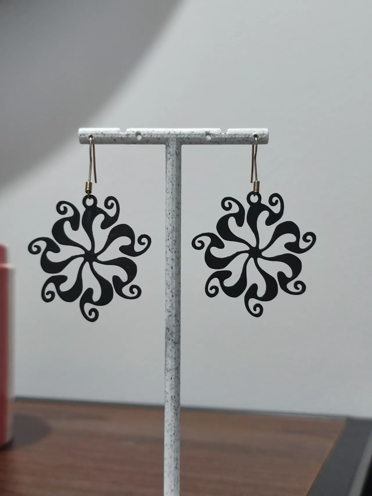 Aretes Remolino Tribal view 2